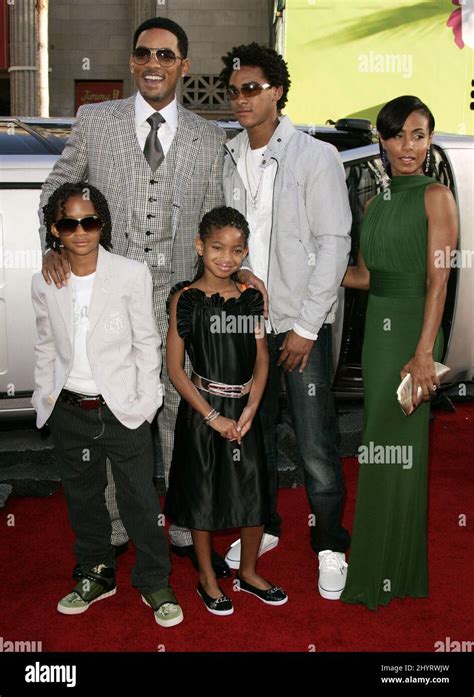 Jada Pinkett Smith Will Smith Daughter Willow Smith And Sons Jaden Smith And Trey Smith