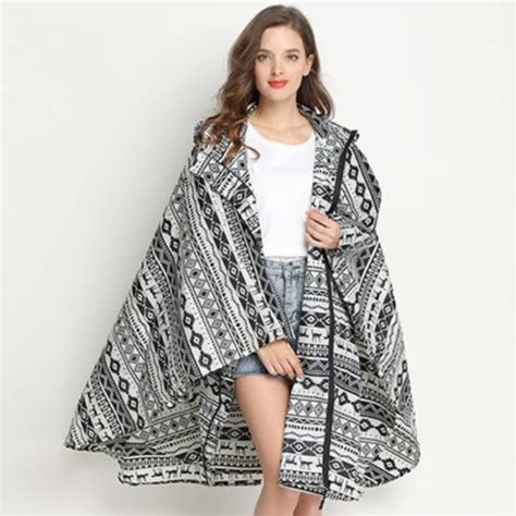 Poncho De Pluie Femme Protégez Vous En Toute Féminité