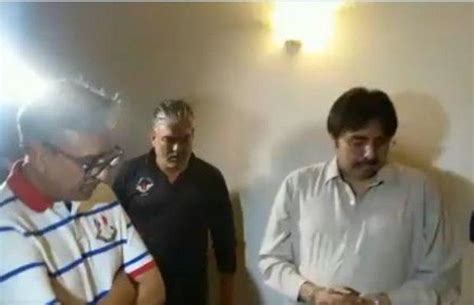 Police Raid Shahbaz Gills Room In Parliament Lodges Oyeyeah