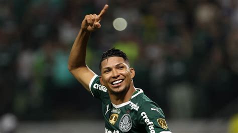 Rony de volta E quando faz gol o Palmeiras não perde Confira Jogada