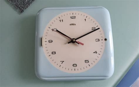 Vintage Emes Wanduhr Küchenuhr Kaufen auf Ricardo