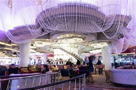 Cosmopolitan Chandelier Bar Las Vegas Oct 05 The Chandelier Bar At