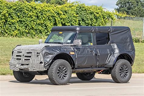 2023 Ford Bronco Warthog Photos Show Raptor Suspension Phev Wiring