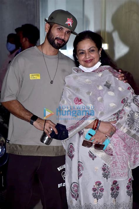 Photos: Shahid Kapoor and his mother snapped at the screening of Jersey | Parties & Events ...