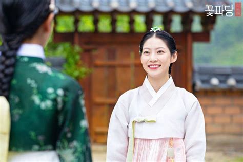 Photos New Stills Added For The Korean Drama Flower Crew Joseon