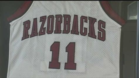 Razorback Women's Basketball team gets new head coach