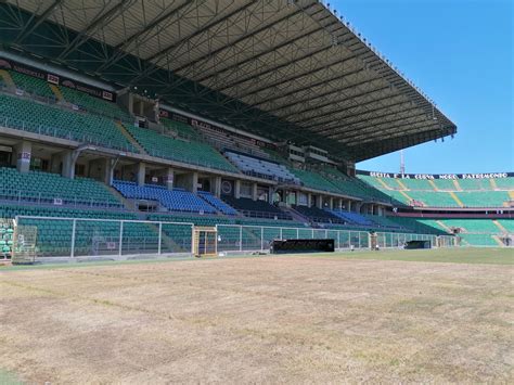 Prato Devastato E Rifiuti Ecco Lo Stadio Barbera Di Palermo Dopo I