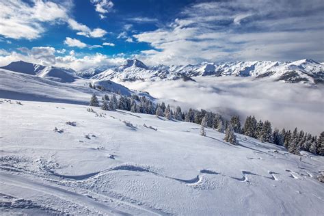 Ski Holidays 2024/2025 & Ski Deals | lastminute.com