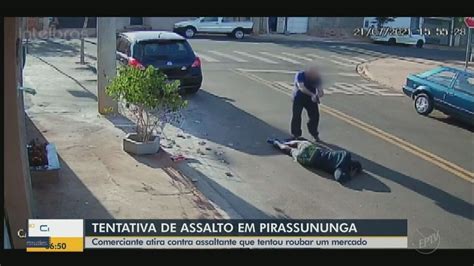 VÍDEO Dono de mercado reage a roubo e atira em assaltante em