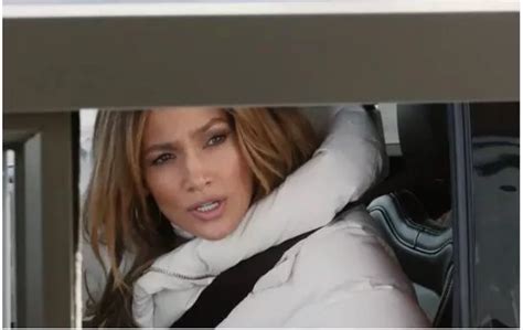 Jennifer Lopez Scolds Ben Affleck In Hilarious Dunkin Super Bowl Ad