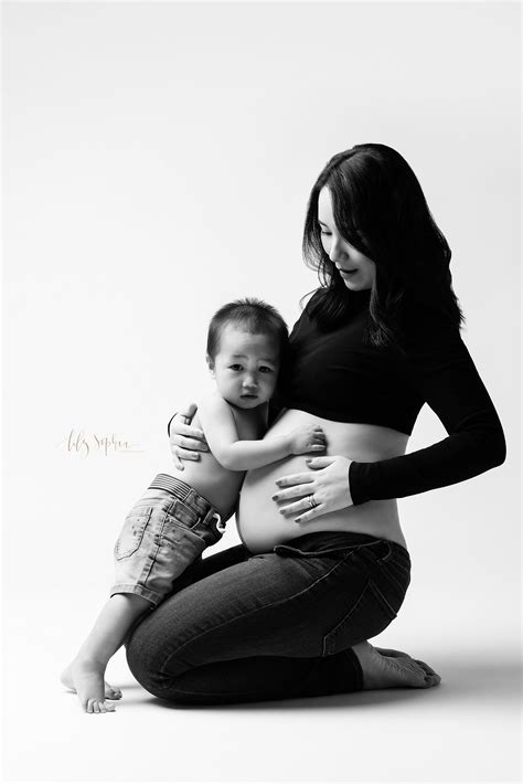 Atlanta Maternity Photographer Rebecca Bo And Sonic A Modern