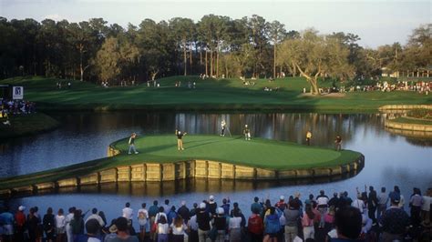 Tpc Sawgrass 17th Hole Is This ‘watery Grave’ The Scariest Shot In Sports Cnn