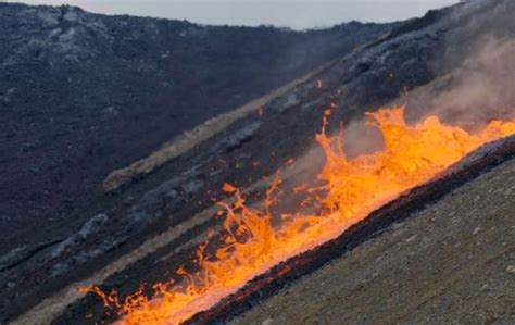 Islandia reportan erupción volcánica cerca de la capital