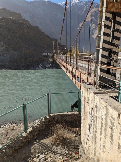Ruzvay revisited : r/Borderporn