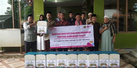 Laznas Pyi Salurkan Parcel Lebaran Untuk Dai Dan Guru Honorer Di Garut