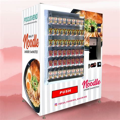 Commercial Convenient Japanese Ramen Vending Machine With Elevator