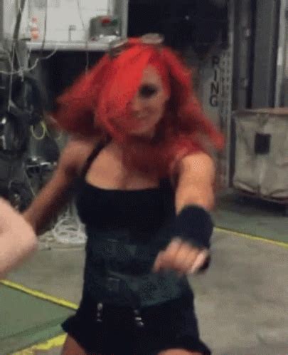 Becky Lynch Dancing GIF - BeckyLynch Dancing WWE - Discover & Share GIFs