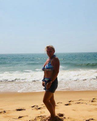 Norfolk Milf Blonde None Nude Bikini Underwear Porn Pictures XXX