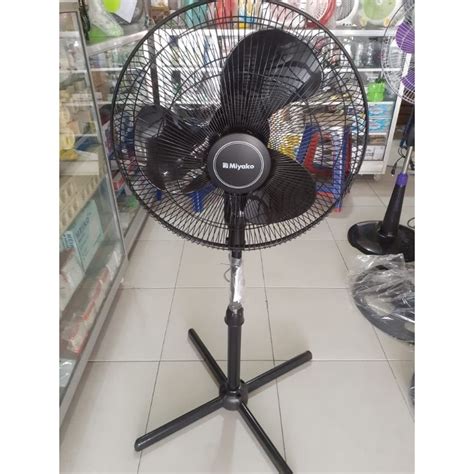 Jual KIPAS ANGIN BERDIRI KAS 1606 X PL STANDFAN MIYAKO STAND FAN 16