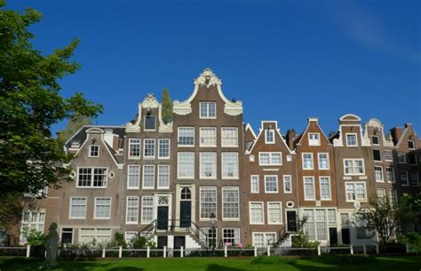 Begijnhof, the Beguine Courtyard: tickets, timetables and useful information for the visit ...