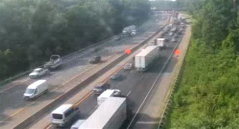 Tractor Trailer Crash Causes 4 Miles Of Backups On I 95 In Chesterfield