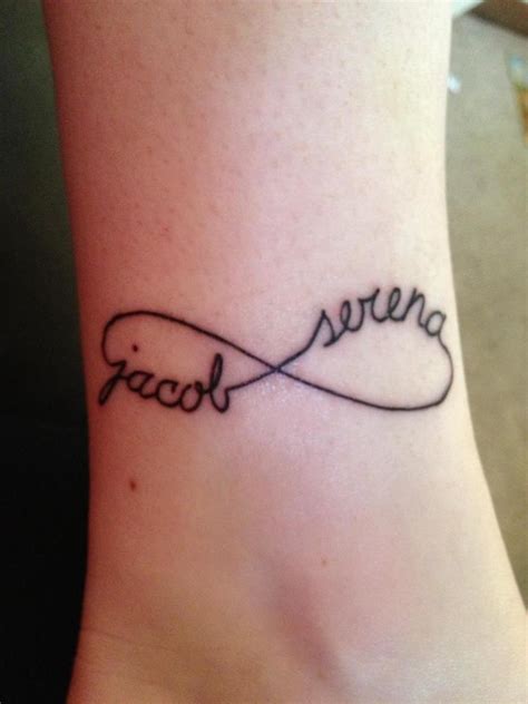 Ideas Para Tatuajes Del Infinito Con Nombre Y Letras Belagoria