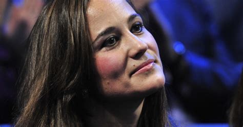 Pippa Middleton Caught Up In Paris Gun Incident Cbs News