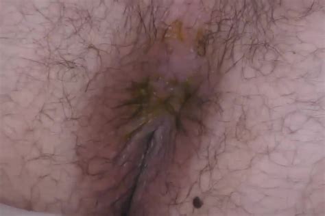 DOS MACHOTES HETEROS ENSEÑAN SU CULO SUCIO MIENTRAS HACEN UN CASTING PORN ThisVid