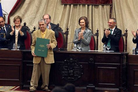 Escritores Rendirán Homenaje A Rafael Cadenas En El Instituto Cervantes