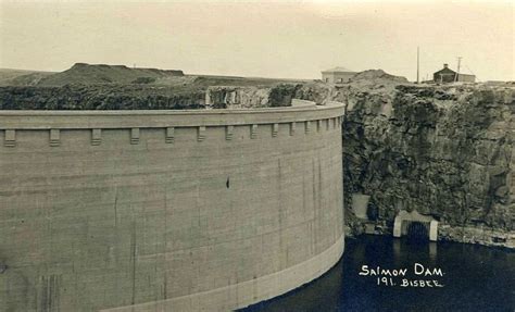 Salmon Dam Historical Marker