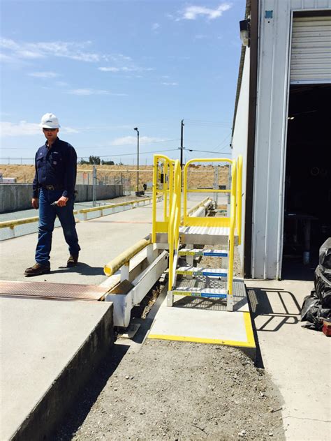 Erectastep Industrial Crossover Stairs To Building At Nustar For