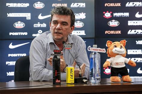 Presidente Do Corinthians Internado Em S O Paulo