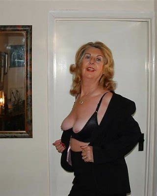Gorgeous Granny Slowly Undressing Porn Pictures XXX Photos Sex Images 3766777 PICTOA