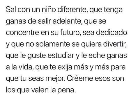 Sal con un niño diferente que tenga ganas de salir adelante que se