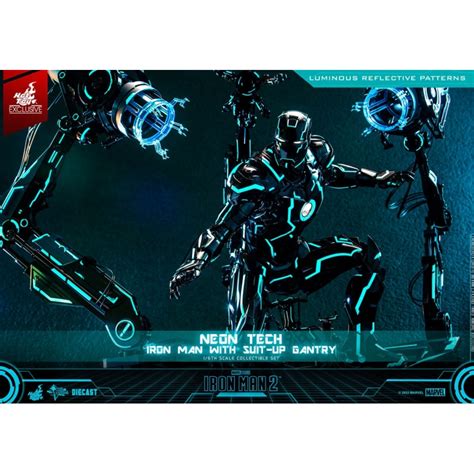 Neon Tech Iron Man MMS D Hot Toys Iron Man
