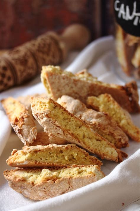 Cantucci I Biscotti Di Prato Dolci Gusti Ricetta Della Tradizione