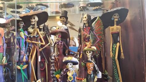 Day of the Dead figurines | Day of the dead, Fair grounds, Figurines