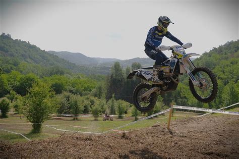 Trofeo Enduro Husqvarna A Cortemilia La Passione Vince Su Tutto