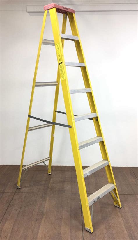 Lot - Keller 8ft Fiberglass Ladder