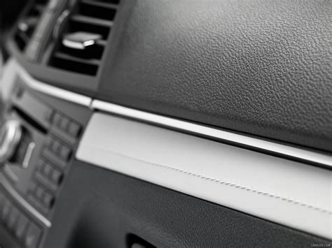 Mercedes-Benz E-Class Cabriolet - Interior, Close-up | Caricos