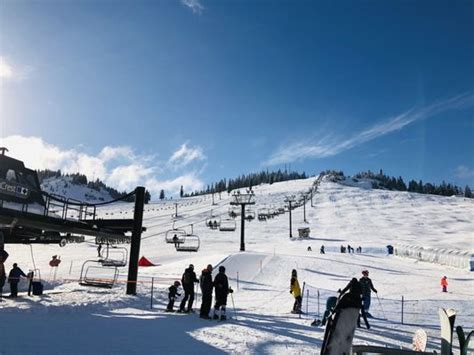 SUMMIT WEST AT SNOQUALMIE SUMMIT - 85 Photos & 50 Reviews - Ski Resorts - 1001 State Rte 906 ...