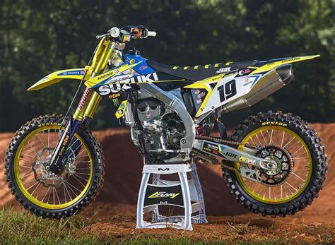 JGR GETS SERIOUS WITH ITS 2018 RM Z450 TESTING Motocross Action Magazine