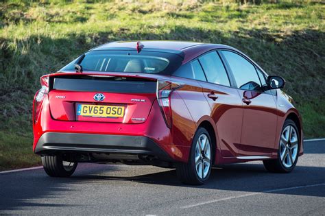 Toyota Prius Full Review Parkers