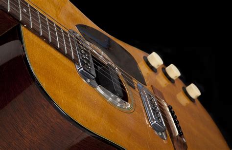 Kurt Cobains Nirvana Mtv Unplugged Guitar Sells For Record 6 Million