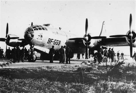 Asisbiz Boeing B-29 Superfortress BF 559 landed in France 1948 FRE11941