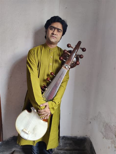 Arnab Bhattacharya A Sarod Player Par Excellence Kolkata Konnect