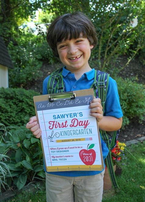 First And Last Day Of School Free Printable Signs Back 2 School The