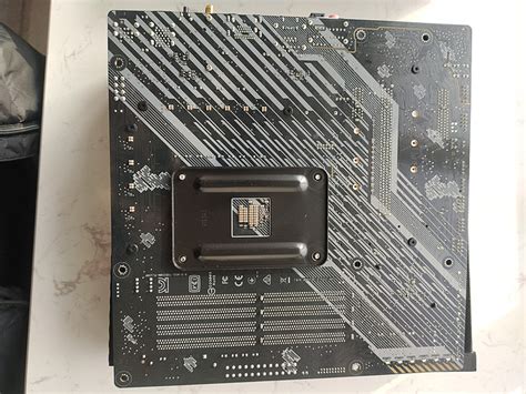 华硕TUF GAMING B550M PLUS WIFI II 重炮手主板怎么样 重炮手B550M主板 什么值得买