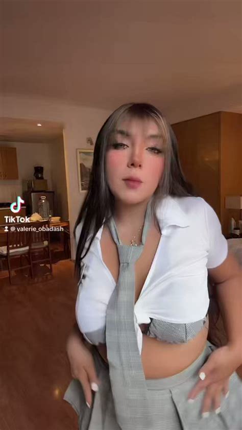 Am Valerie Obadash On Twitter Les Subi Un Tiktok Https Vm