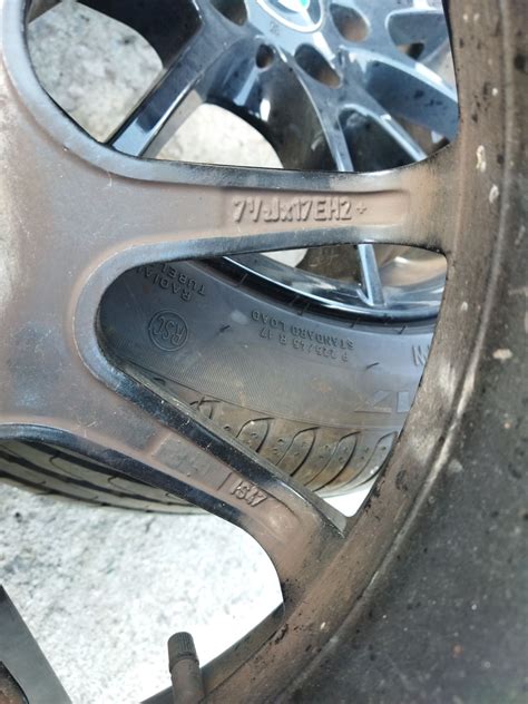 17" Джанти за БМВ Е90 Е91 Е87 Е46 BMW E90 E91 E87 E46 Стил Style 178 гр ...